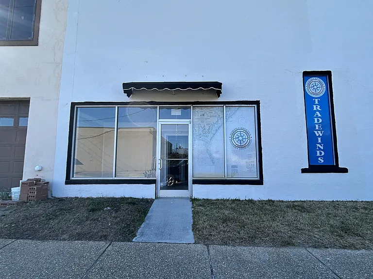 101 N 5th St — Photo 2
