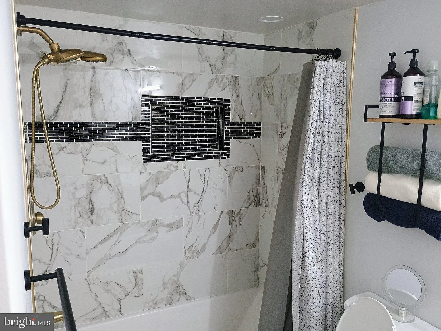 1 bed, 840 sqft, $1,800 — Photo 4