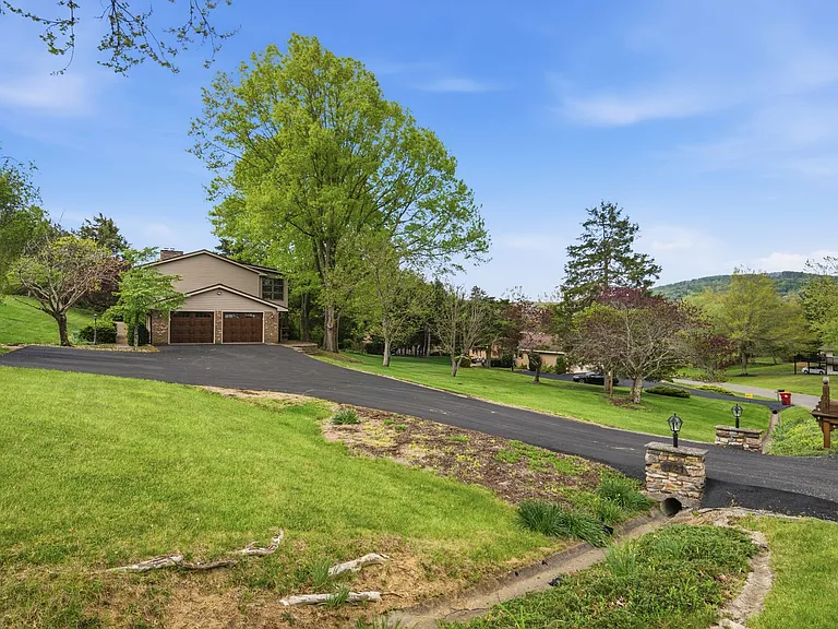 1721 Plank Dr — Photo 53