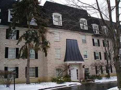 1st image of 1931 King James Pkwy APT 202