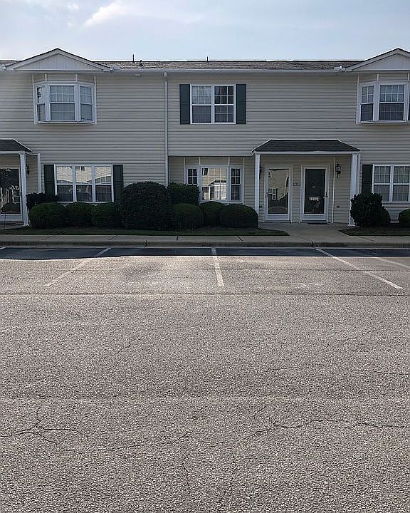 1st image of 2320 O7 Vineyard Dr