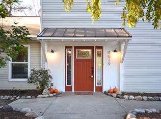 9519 Cedargrove Rd, Clarkston, MI 48348