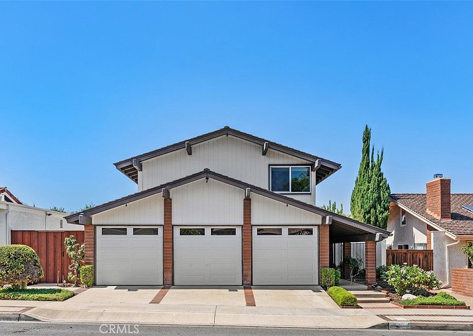 1st image of 19361 Sierra Perla Rd