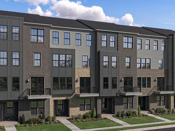 20833 Silver Hand Ter, Dulles, VA 20166