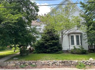 6 Grant St APT 4, Plymouth, MA 02360