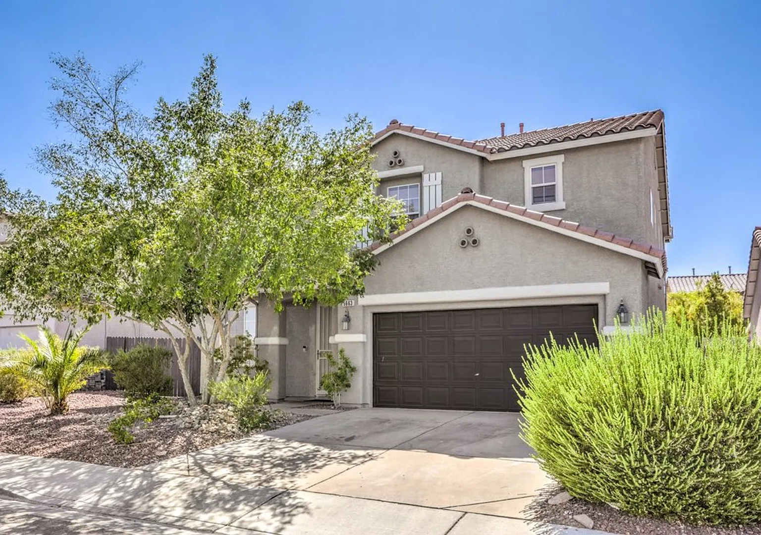 Luxury Pool Home | Furnished or Unfurnished | Prime Southwest Location — Photo 1