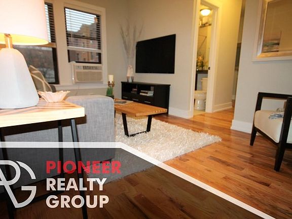 2nd image of 2900 N Mildred Ave #2902F1