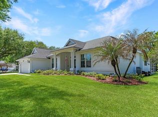1901 Park Forest Blvd, Mount Dora, FL 32757