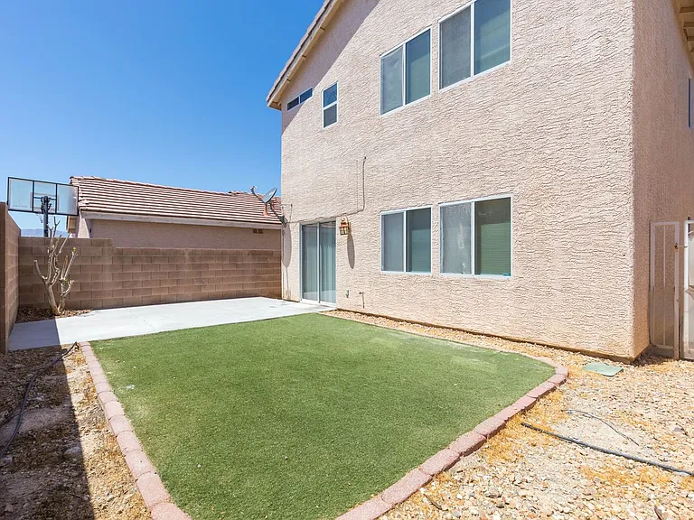 4515 Grotto Ct — Photo 30