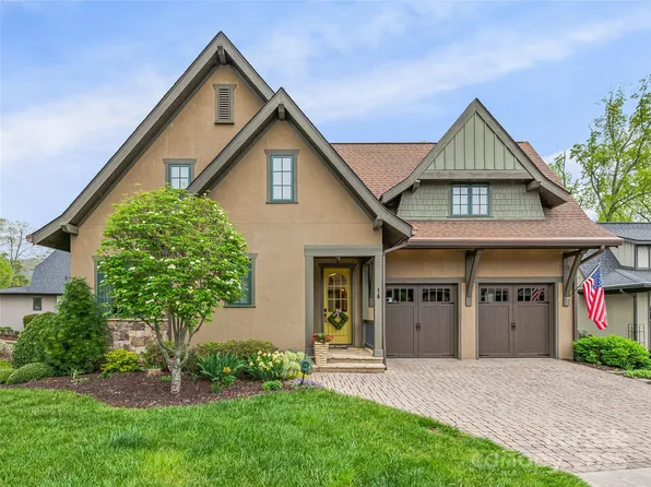 14 Chantilly Dr, Asheville, NC 28804