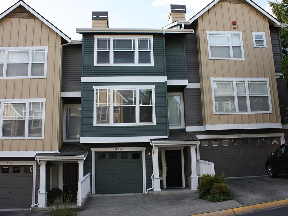 1st image of 16206 NE 90th Ct