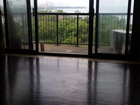 4th image of 6700 S South Shore Dr APT 3D