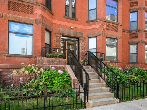 525 S 9th St APT 4, Minneapolis, MN 55404