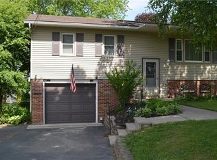 19 Westwood Dr, Auburn, NY