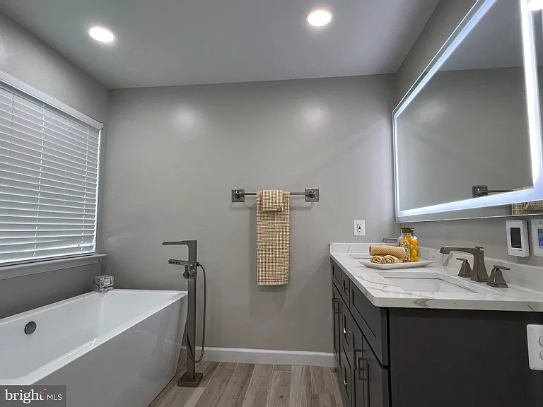 7689 Graysons Mill Ln — Photo 18