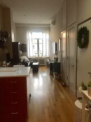 Rented by Belvedere Bridge Realty, LLC | media 14