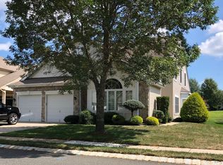 61 Merion Ln, Jackson, NJ 08527
