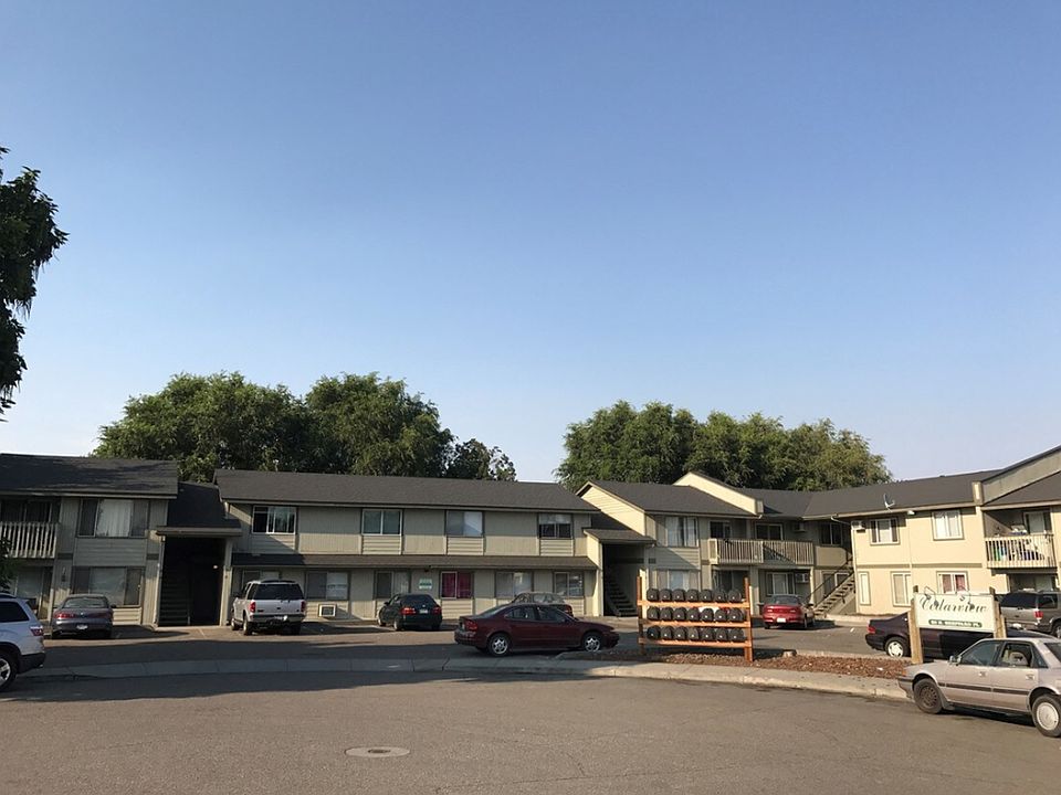 2nd image of 30 N Sheppard Pl APT 13