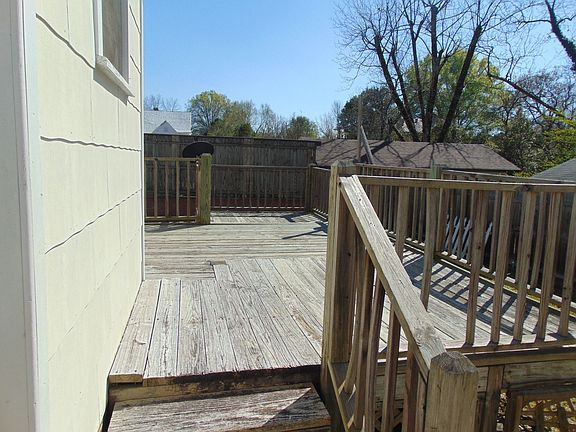 2nd image of 59 N Whitehead St
