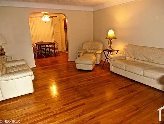 5th image of 15814 Terrace Rd