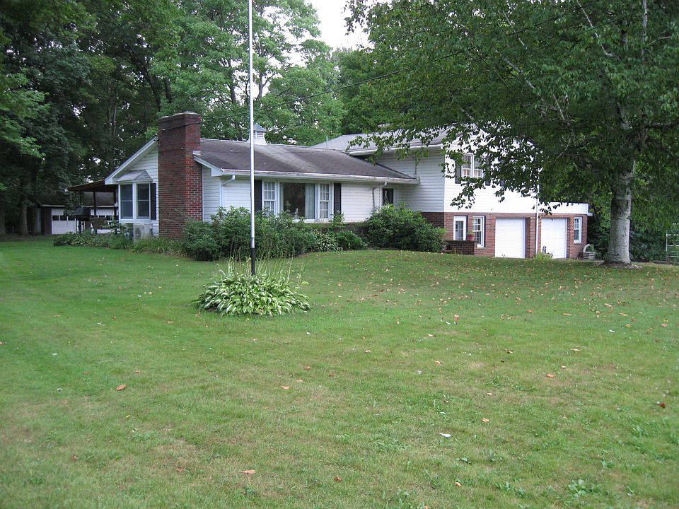 444 Centreville Pike Home