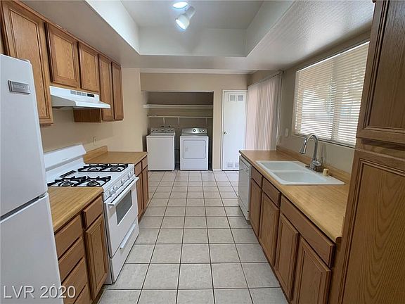 5th image of 4229 Park Ct