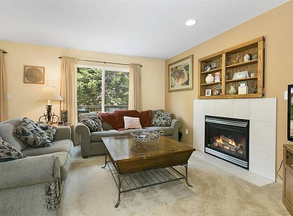 4th image of 1312 85th Ave SE