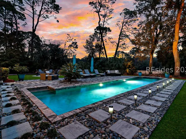 24 Scarborough Head Rd, Hilton Head Island, SC 29928