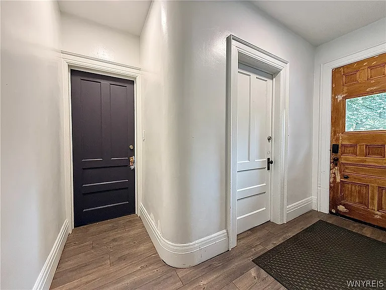 460 Rhode Island St — Photo 19