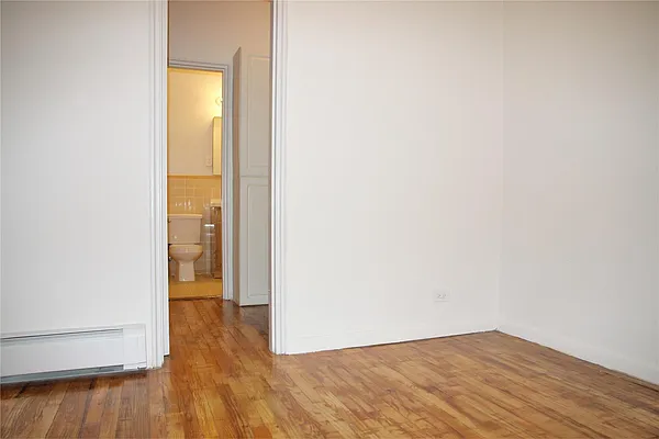 Rented by Weichert Manhattan Midtown | media 4
