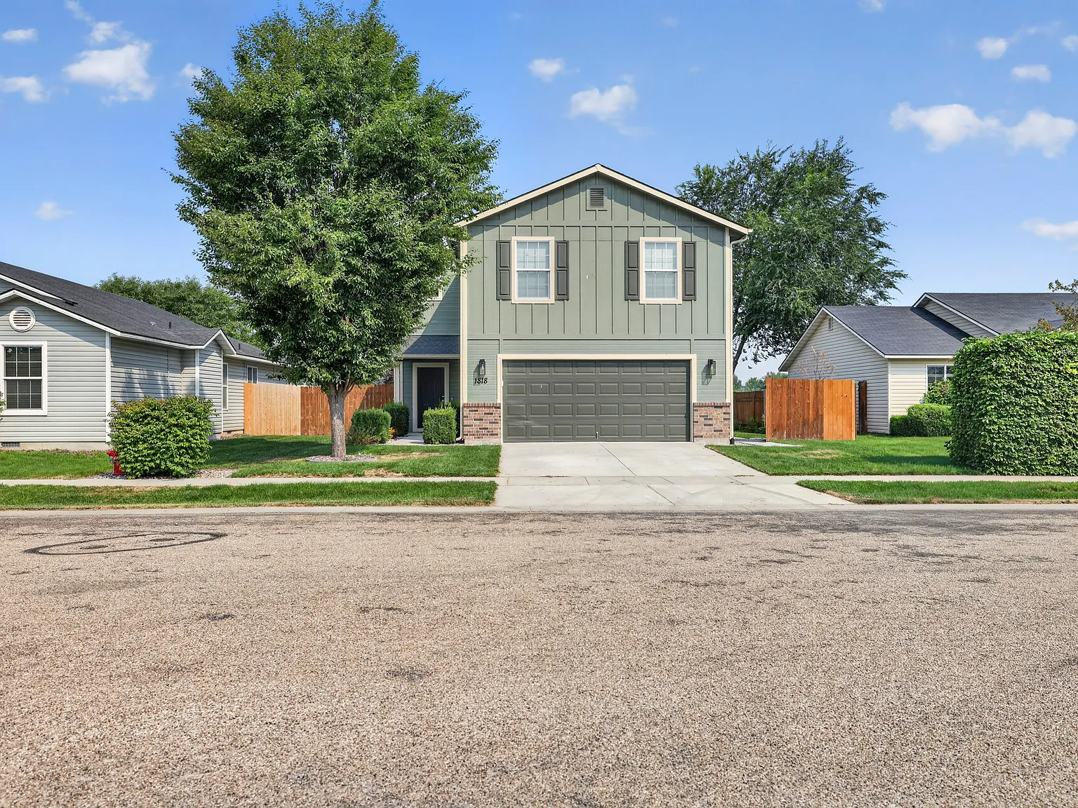 3 bed, 1684 sqft, $2,650 — Photo 2