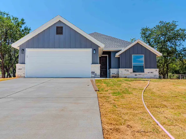 5806 N Lakeside Hills Ct, Granbury, TX 76048
