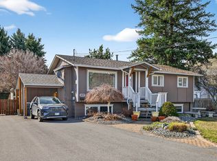 877 McArthur Dr, Kamloops, BC V2B 7L4