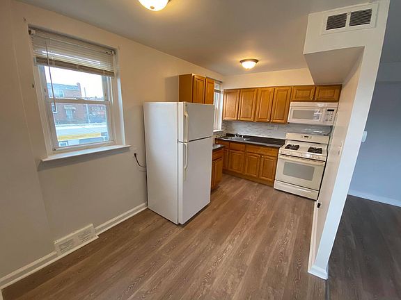 5th image of 848 Tyson Ave Floor 1