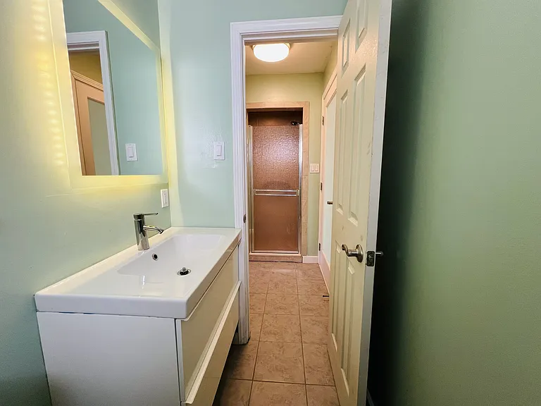 747 Jamaica Dr #1 — Photo 18