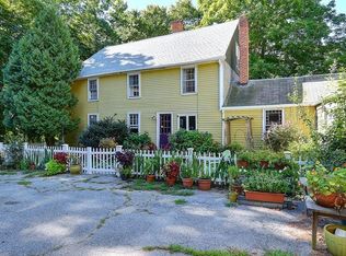 116 Wallace Rd, Sturbridge, MA 01566