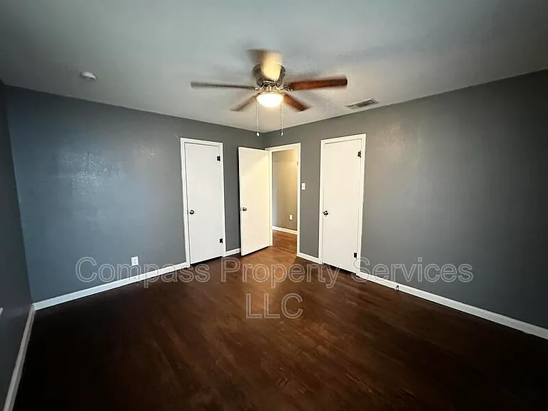 2213 N 41st St #N — Photo 11