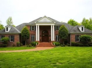 5750 Buckner Ln, Paducah, KY 42001