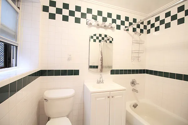 Rented by Julianna Realty Corp | media 19