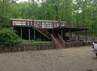 350 Matthews Rd, Greers Ferry, AR 72067