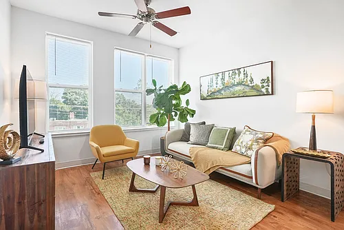 South Cap Apartments Photo 1