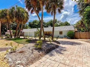 4820 Featherbed Ln, Sarasota, FL 34242