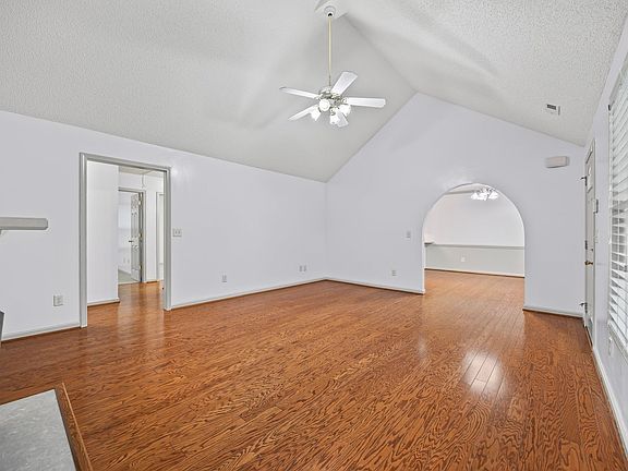 5th image of 740 Morningside Dr