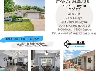 210 Kingsley Dr, Monett, MO 65708