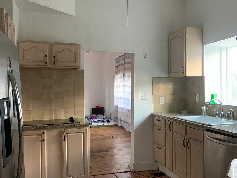 883 Knox Ct — Photo 12
