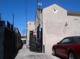 Building Photo 4