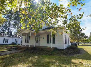 102 E Third St, Princeton, NC 27569