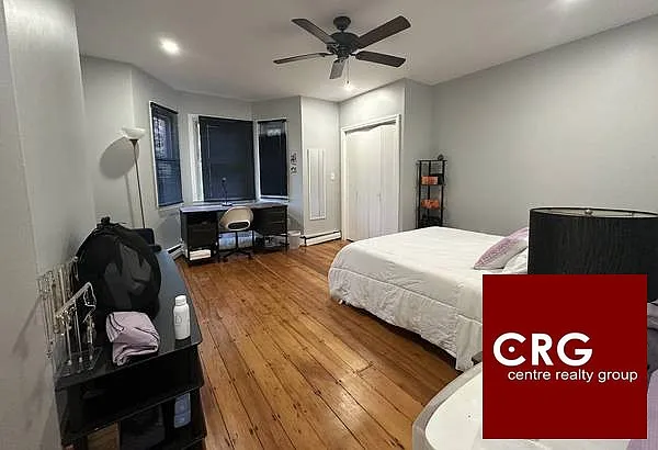 3 bed, 1.0 bath, 1100 sqft, $4,850 — Photo 4