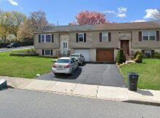 137 Irene Ave, Ephrata, PA 17522