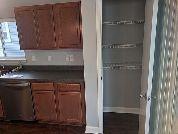 4th image of 8848 Kellum Dr